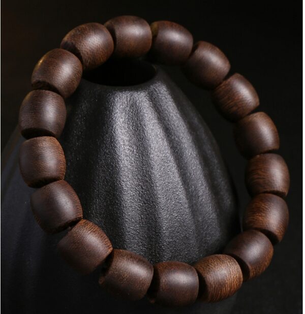 Vietnamese submerged-grade agarwood bracelet - oval-shaped